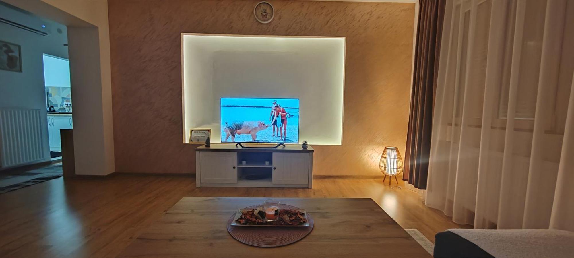 Golden Royal Apartment Kragujevac Bagian luar foto